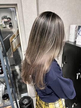 メイドバイスティーン(MADE BY STEEN) バレイヤージュ