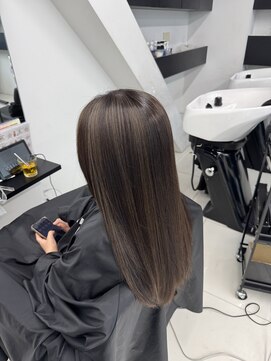 アライブ キチジョウジ(ALIVE Kichijoji) 派手すぎないママさん世代に人気のハイライト