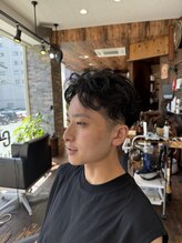 ヘアーアンドリラクシング キャビン(Hair&Relaxing CABIN) アップバングツイスパ