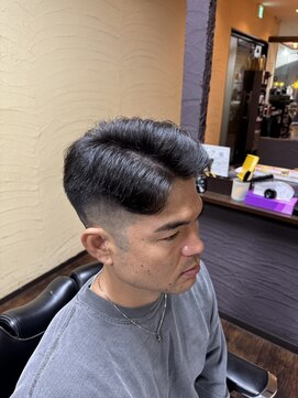 ヘア リーフ(Hair Leaf) ミドルフェード