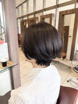 ゼル 新越谷店 ZELE 大人ショートボブ