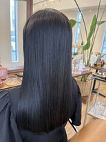 マインズシータ&nbsp;酸性ストレート&髪質改善トリートメントでツヤサラ髪