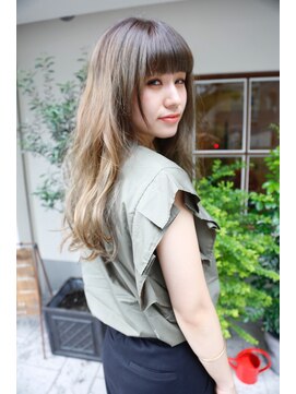 ルーシー(Lucy) グラデーションカラー・プラチナベージュ