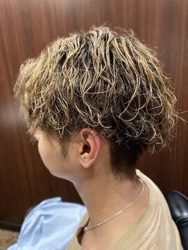 ヒロギンザ 青山店(HIRO GINZA) センターパートマッシュ　スパイラルパーマ