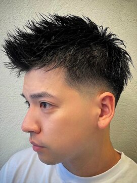 ビンゴ(BINGO) ba400ツーブロック刈り上げアップバング束感バーバースタイル