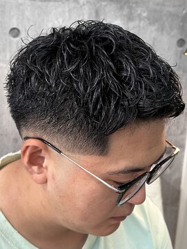 メイン(MENIN) フェードカット【相模大野/メンズ/眉毛/町田】