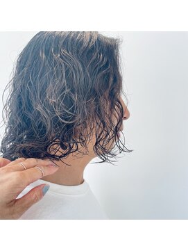 マメ(mame) メンズのパーマスタイル