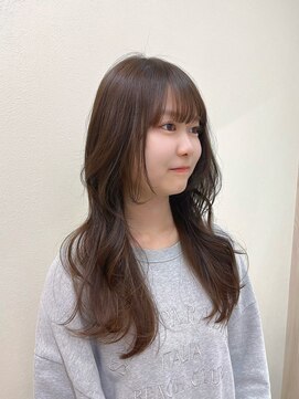 エトレ(ETRE) フェイスレイヤー/ゆるくナチュラルウェーブ/オリーブベージュ