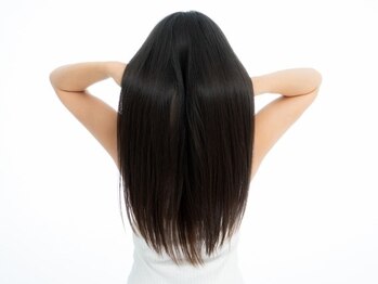 アラゴ ヘア ワークス(ARAGO HAIR WORKS)の写真/髪の負担を軽減したナチュラルストレート。ARAGO HAIR WORKSで、あなたの美しさを引き出す特別な体験を♪