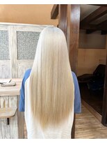 モアムー(Moremuu)&nbsp;ホワイトベージュ