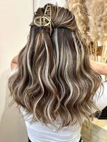 ディモアンド 表参道(Dimo&)&nbsp;xハイライト/イメチェン/ホワイトブロンド/外ハネボブ/美髪/