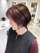 ステアケース 武蔵小杉店(stair:case) 大人ショート/ショートボブ/白髪ぼかしハイライト/武蔵小杉