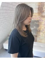 デュノヘアー 神戸三宮店(DUNO hair)&nbsp;ワンカールでキマるレイヤーカット