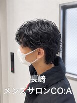 コア(CO:A)&nbsp;フェザーパーマ　センターパート韓国ニュアンスパーマメンズ長崎