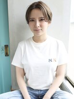 バース(BIRTH)&nbsp;天神【BIRTH】涼しげヘアの前髪なしショート×ミントベージュ　2