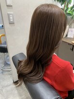 アトリエナガノ(atelier nagano)&nbsp;ニュアンスカラー/センターパート/ツヤ髪スタイル/ブルージュ