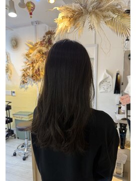 オリーブ透明感カラー