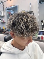 刈部倶楽舞 難波店&nbsp;ホワイトメッシュ×ツイスパ