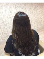 レヴィア 神栖店(revia)&nbsp;艶感のある巻き髪風ロングスタイル