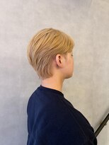 ヴィサージュメゾン(VISAGE maison) ブロンドかきあげリバースショート