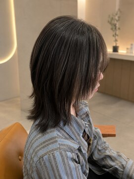 ウリ 横浜(uli) ミディアムシャギーウルフ