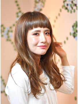 スクレ(sucree) ショートバングのヘルシーウェーブ