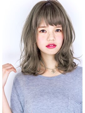 ヘアサロン ガリカ 表参道(hair salon Gallica) ☆ グレージュ ＆毛束感 ☆オン眉 小顔 medium デザインカラー☆