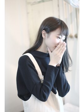 ホワイトルーム(White Room) 透明感あふれるスモーキーアッシュ