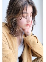 ラレイ(Lalei)&nbsp;【表参道/青山】ハイライト×くびれセミディ【ささき】