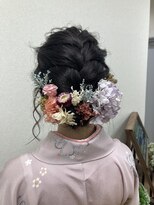 ララ(LALA)&nbsp;ドライフラワーで編み込みアレンジ