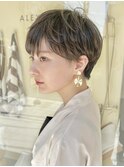 ベリーショート／アッシュベージュ／表参道／30代40代50代