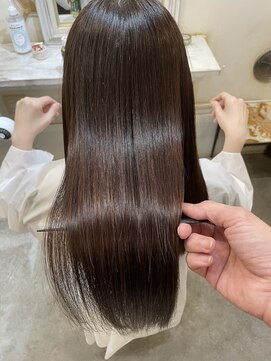 アン ココン(un.cocon) 【un.cocon 吉祥寺】大人可愛い ツヤ髪縮毛矯正 ♪