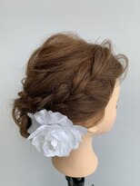 アヴソリューク(Absoluk)&nbsp;編み込みアレンジ