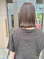 エム バイ ブローチェ(em by BROCHE)&nbsp;切りっぱなしスタイル【切りっぱなし/ミディアム】