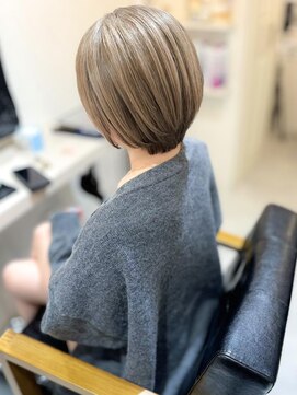 セルカ 新宿(CERCA) ショートボブ【CERCA新宿/新宿西口】