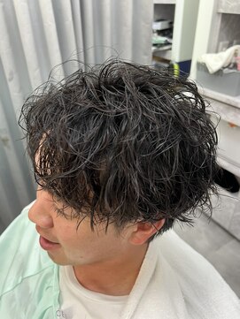 リバティシェアバーバー 銀座2nd(LIBERTY SHARE BARBER) ミディアムマッシュ×ソフトツイストスパイラル