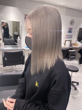 キング 高槻(K!ng) 縮毛矯正髪質改善ハイライトレイヤーカット高槻美容室エクステ