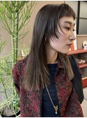 ミディアムウルフ顔まわりレイヤーグレージュカラー