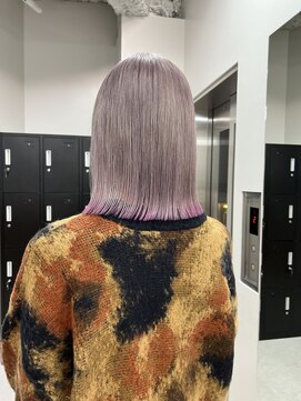 イオ(IO) 暗めグレージュボブ