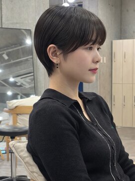 イミ(imi) 大人ボブ/ダークグレー/髪質改善/白髪ぼかし/ショートカット登戸