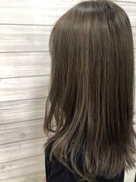 クレア(CREA)&nbsp;流行りのアッシュベージュ