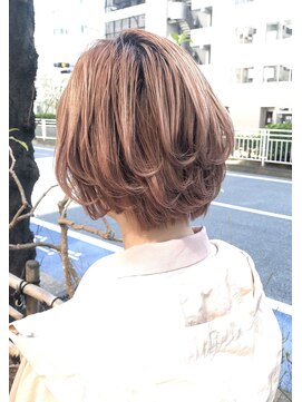ヘアーラウンジトリップ(hair lounge TRiP) 【大人ショート】ボリュームパーマひし形ショートスタイル
