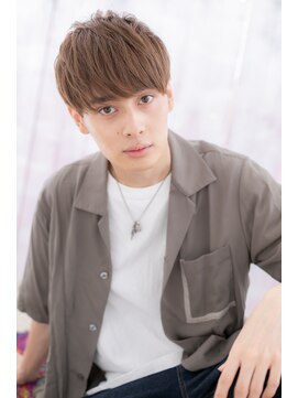 ミック 日暮里店(miq) こなれ感ハイトーンカラー刈り上げショートb