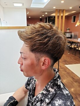 アムズヘアーファム メンズパーマ×ブリーチなしハイトーン