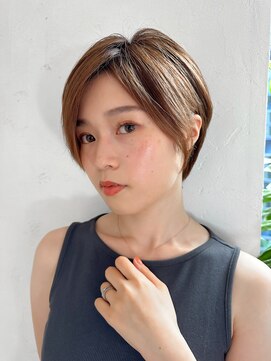 ジョエミバイアンアミ(joemi by Un ami) 【joemi】斜めバンググレージュカラーシルキーベージュ(小倉太郎