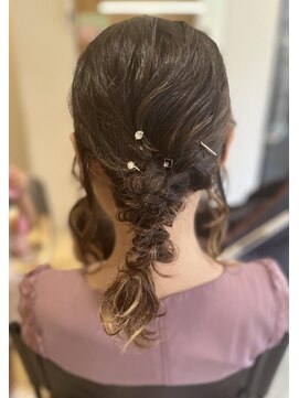 ニカイ(2F) 編み下ろし/ヘアセット/三宮/神戸