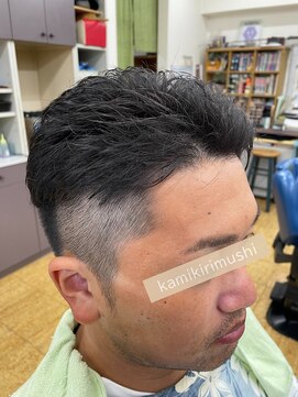 カットクラブ 髪切虫(CUT CLUB 髪切虫) ツーブロック