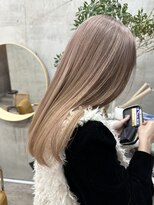 ソルトウォーター(SALT WATER)&nbsp;ピンクベージュ　ブリーチあり　代官山