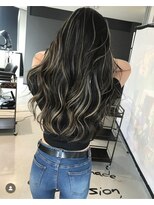 キング 梅田(K!ng)&nbsp;ホワイトハイライト