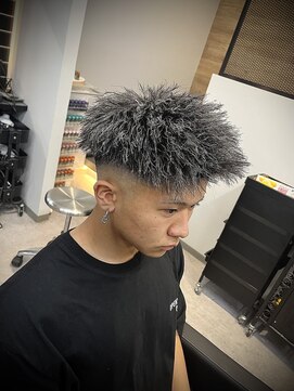 メンズ ラピス 横浜店(Men’sLapis) ヤリラジェット